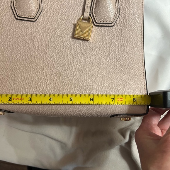 Michael Kors Blush Pink Mercer tote - Picture 6 of 10